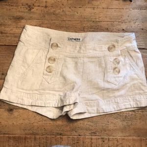 Express Shorts